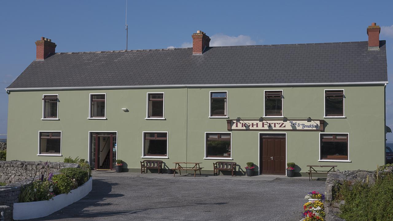 Tigh Fitz Apartments - Inis Mor, Aran Island Exterior photo
